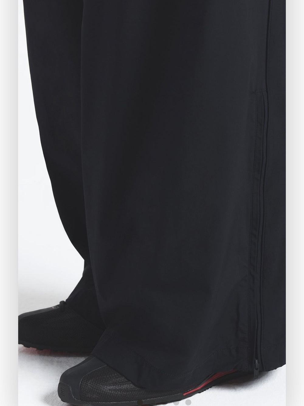 SKIMS NIKE NWT Woven Nylon Pants in OBSIDIAN SZ XS - Picture 3 of 10